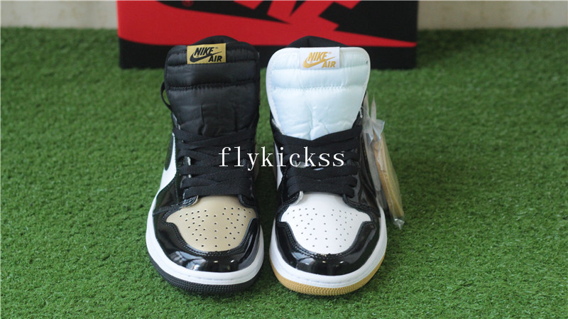 Air Jordan 1 Retro Gold Top3